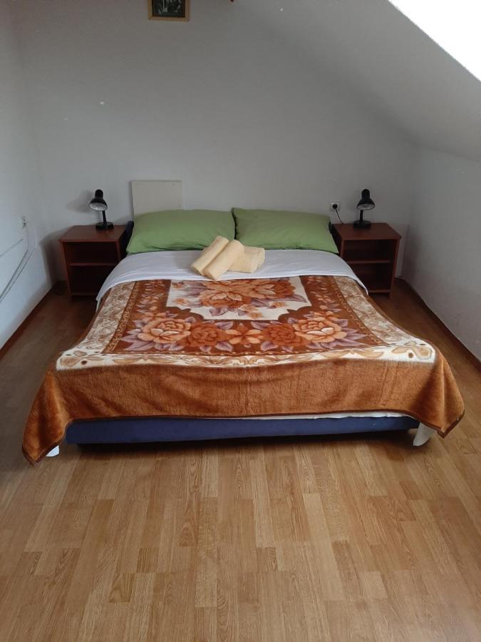 Rooms Mostanje Карловаць Екстер'єр фото